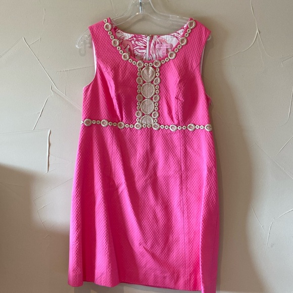 Lilly Pulitzer Dresses & Skirts - Lilly Pulitzer Pink and Gold Appliqué Mini Dress